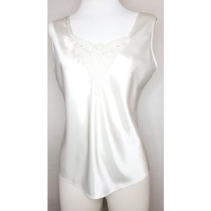 Escapades Sleepwear White Tank